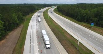 Volvo Trucks demonstrates platooning in North Carolina Volvo truck platooning