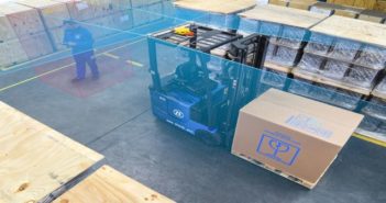 ZF presents autonomous electric forklift ZF autonomous forklift