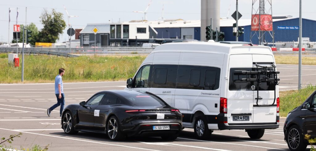 Here, Vodafone and Porsche collaborate on traffic hazard warning system