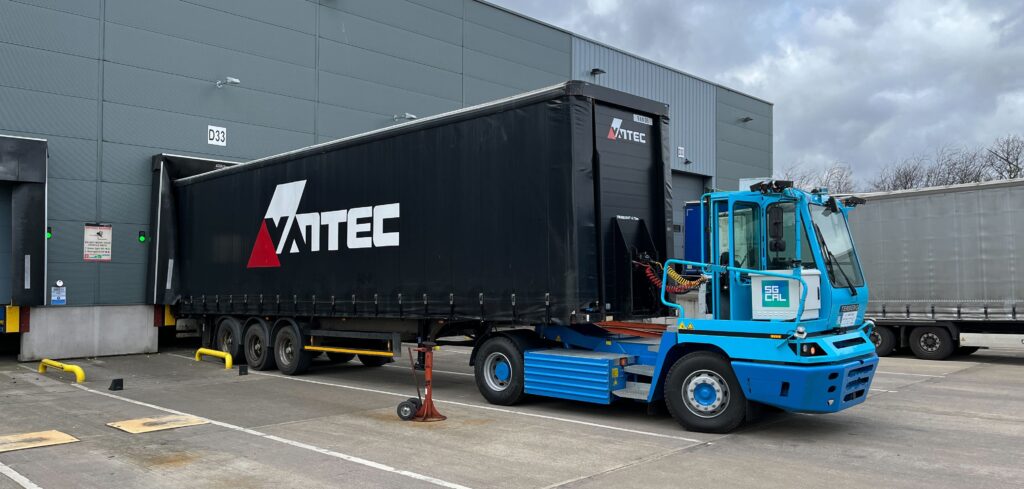 Trials of UK’s first zero-emission, automated logistics HGV underway