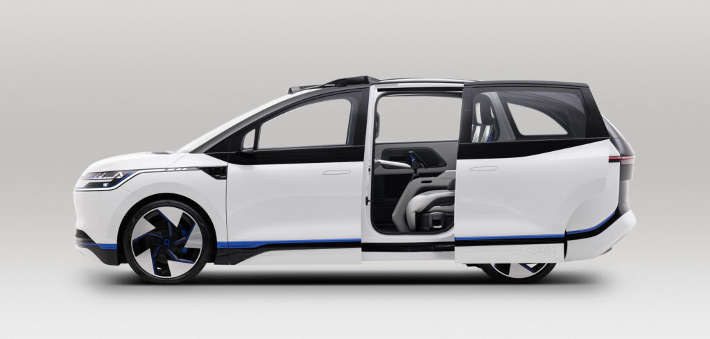 Baidu rolls out its latest robotaxi