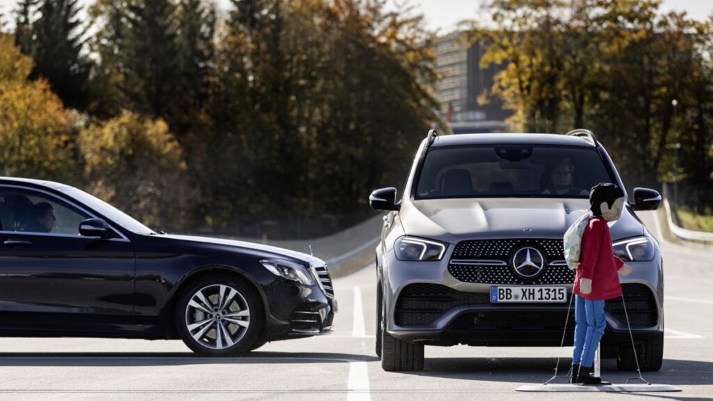 Conditionally automated driving with the DRIVE PILOT  Mercedes-Benz Group  > Company > Magazine > Technology & Innovation