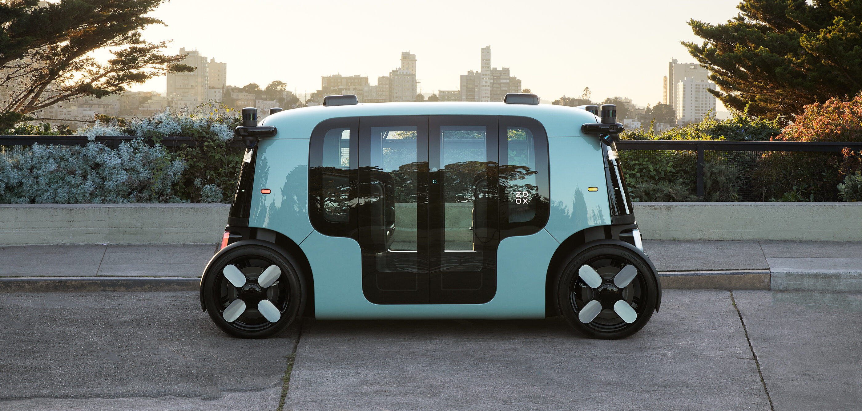 s Self-Driving Car Unit Zoox Carries Passengers on Public Roads -  Bloomberg