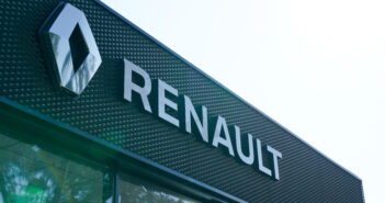 Renault Group and Valeo partner to advance software-defined vehicles