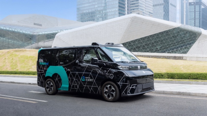 WeRide reveals GXR – the “world’s most spacious” production robotaxi WeRide reveals GXR - world's most spacious production robotaxi