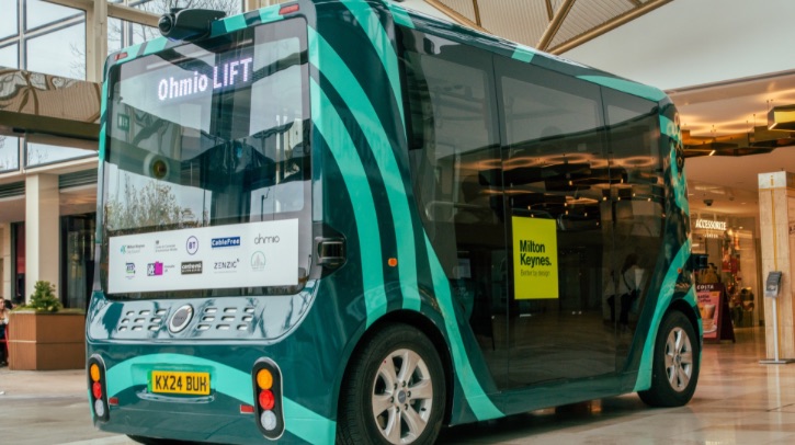 Driverless bus trial to operate in Milton Keynes Driverless bus trial to operate in Milton Keynes.