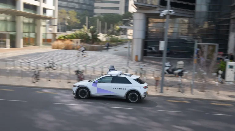 Hyundai partners with Avride on Ioniq 5 robotaxis Hyundai partners with Avride on Ioniq 5 robotaxis