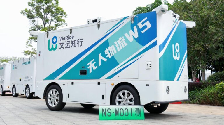 Guangzhou Nansha District grants road testing licenses for WeRide's Robovan W5.