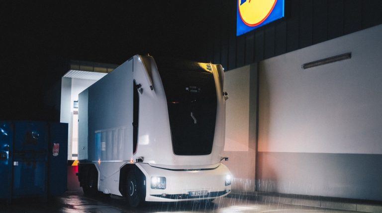 Einride and Lidl deploy driverless truck on German public roads.